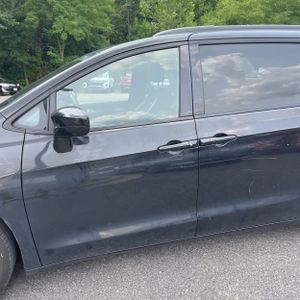 صورة 4 لـ 2018 Chrysler PACIFICA TOURING L