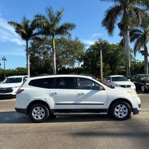 2014 Chevrolet TRAVERSE LS — фото 10