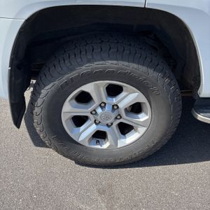2015 Toyota 4RUNNER SR5 PREMIUM — фото 15