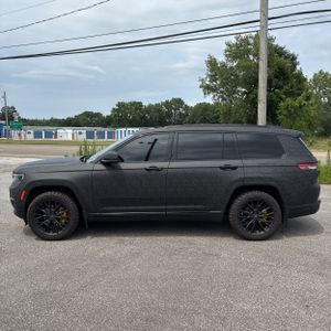 صورة 3 لـ 2021 JEEP GRAND CHEROKEE L SUMMIT