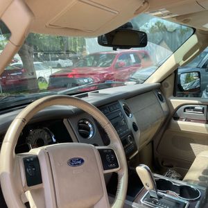 صورة 34 لـ 2012 FORD EXPEDITION XLT