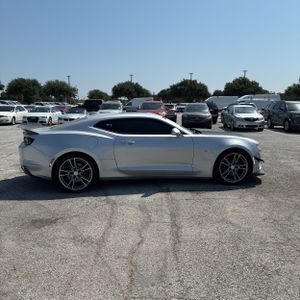 2019 Chevrolet CAMARO SS — фото 10