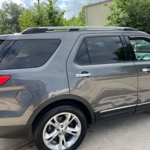 FORD EXPLORER LIMITED - 9