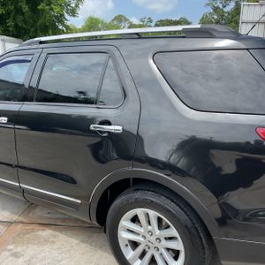 FORD EXPLORER XLT - 6