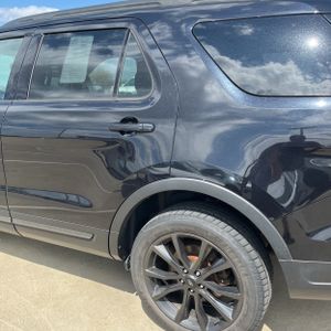 FORD EXPLORER XLT - 6