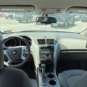 2010 Chevrolet TRAVERSE LS — миниатюра 36