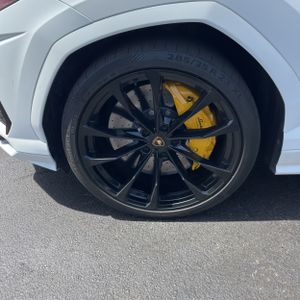 صورة مصغرة 17 لـ 2022 Lamborghini URUS BASE