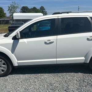 DODGE JOURNEY SE - 4