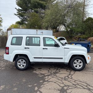 JEEP LIBERTY SPORT - 10