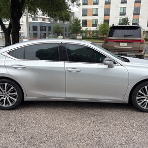 LEXUS ES 350 BASE - 10