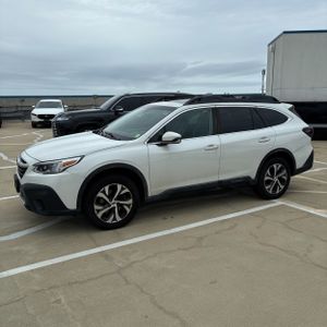 2021 Subaru OUTBACK LIMITED — фото 3