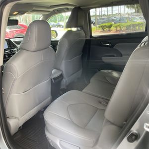 2022 Toyota HIGHLANDER XLE thumbnail 31
