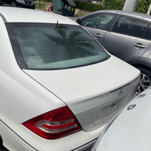 2005 Mercedes-BENZ C-CLASS photo 7