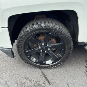 2017 Chevrolet SILVERADO 1500 LT Z71 — миниатюра 13