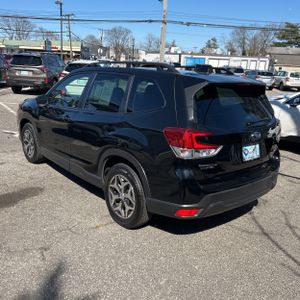 SUBARU FORESTER PREMIUM - 5
