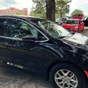 صورة 13 لـ 2025 Chrysler PACIFICA SELECT