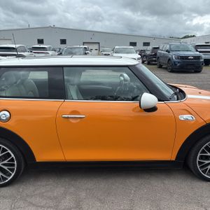 2014 MINI HARDTOP COOPER S — миниатюра 11