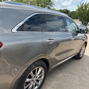 KIA SORENTO SX LIMITED V6 - 8
