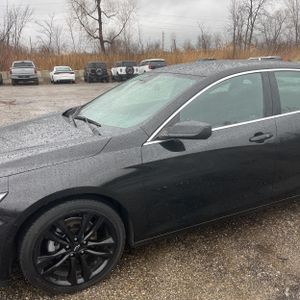 CHEVROLET MALIBU 1LT - 2