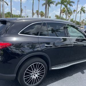 2025 Mercedes-BENZ GLC 照片 9