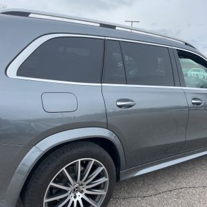 Mercedes-Benz GLS 450 4MATIC - 9