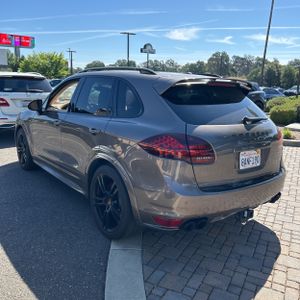 PORSCHE CAYENNE GTS - 5