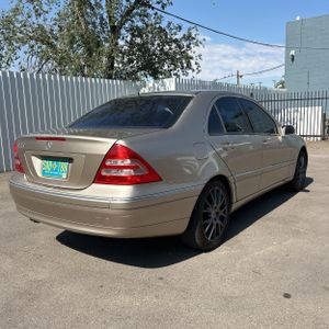 2002 Mercedes-BENZ C-CLASS photo 7