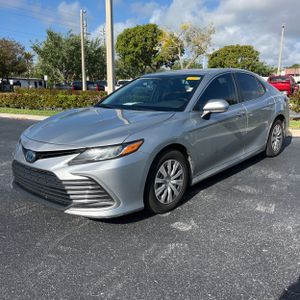 TOYOTA CAMRY - 1