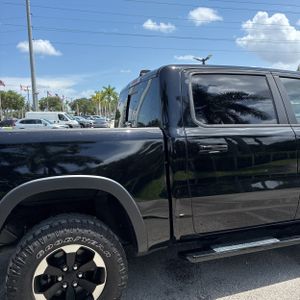 2023 RAM 1500 REBEL 照片 9