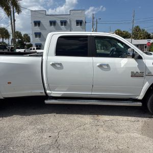 2018 RAM 3500 LARAMIE photo 11