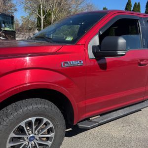 FORD F-150 XLT - 2