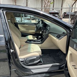 2018 Hyundai SONATA SE — миниатюра 32