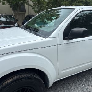 2012 Nissan FRONTIER SV photo 2