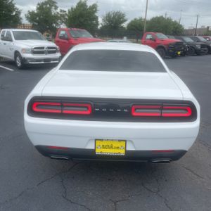 DODGE CHALLENGER SXT - 7