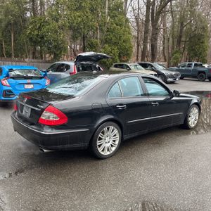 MERCEDES-BENZ E-CLASS - 8