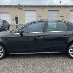 AUDI A4 2.0T PREMIUM - 4