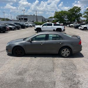 FORD FUSION SE - 3