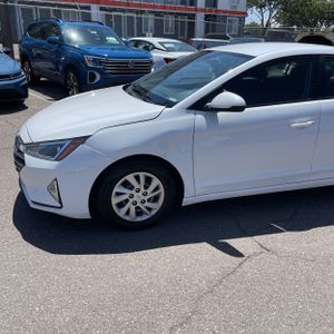 2020 Hyundai ELANTRA SE — фото 2