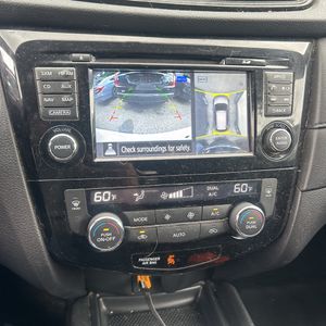 2017 Nissan ROGUE SV — миниатюра 39