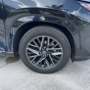 صورة مصغرة 20 لـ 2025 Lexus TX 350 PREMIUM