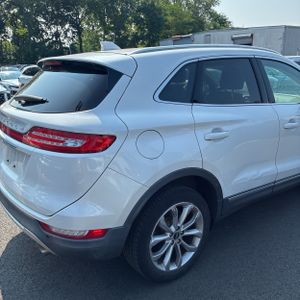 صورة 9 لـ 2019 Lincoln MKC SELECT