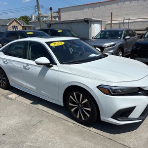 صورة 13 لـ 2023 Honda CIVIC EX