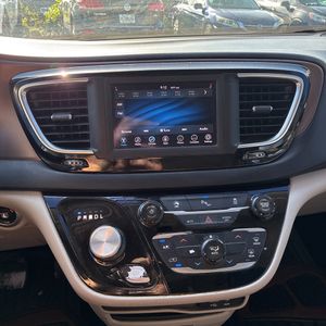 صورة مصغرة 36 لـ 2018 Chrysler PACIFICA LX