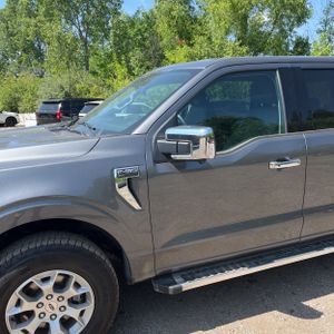 2025 FORD F-150 XLT — фото 2