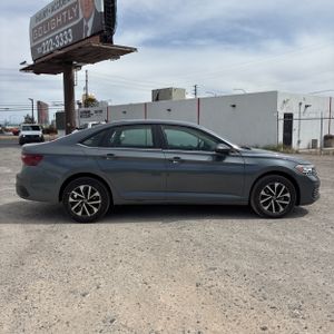 VOLKSWAGEN JETTA S - 10