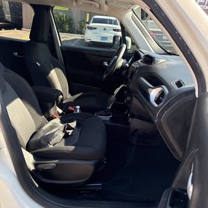 صورة مصغرة 33 لـ 2020 JEEP RENEGADE LATITUDE
