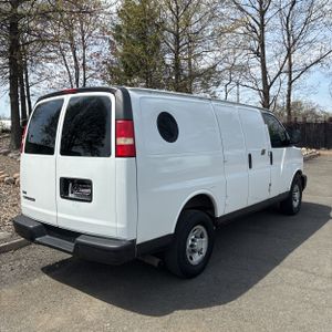 CHEVROLET EXPRESS CARGO 2500 - 8