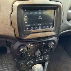 2021 JEEP RENEGADE LATITUDE 缩略图 34