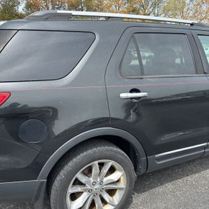 FORD EXPLORER XLT - 8