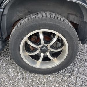 2004 Chevrolet TAHOE LT 照片 18